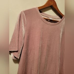 Pink velvet short sleeve shirt